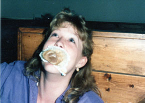 How do you eat a cupcake? Ask Wendy Bell 